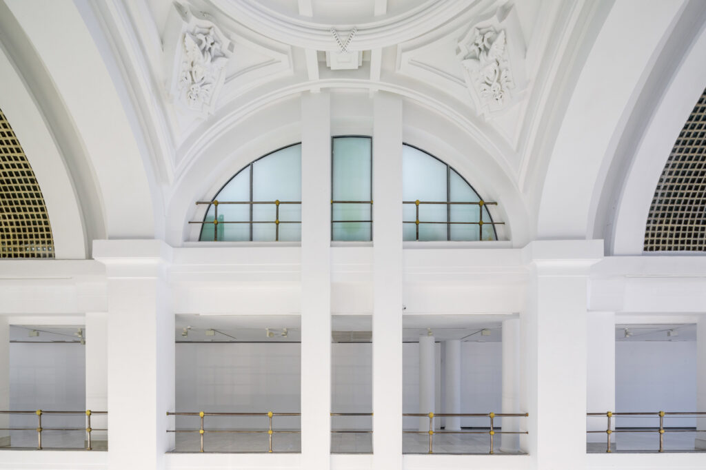 Paramentos del tramo central de la bóveda en el arranque de la cubierta. Fotografía de los paramentos del tramo central de la bóveda en el arranque de la cubierta.