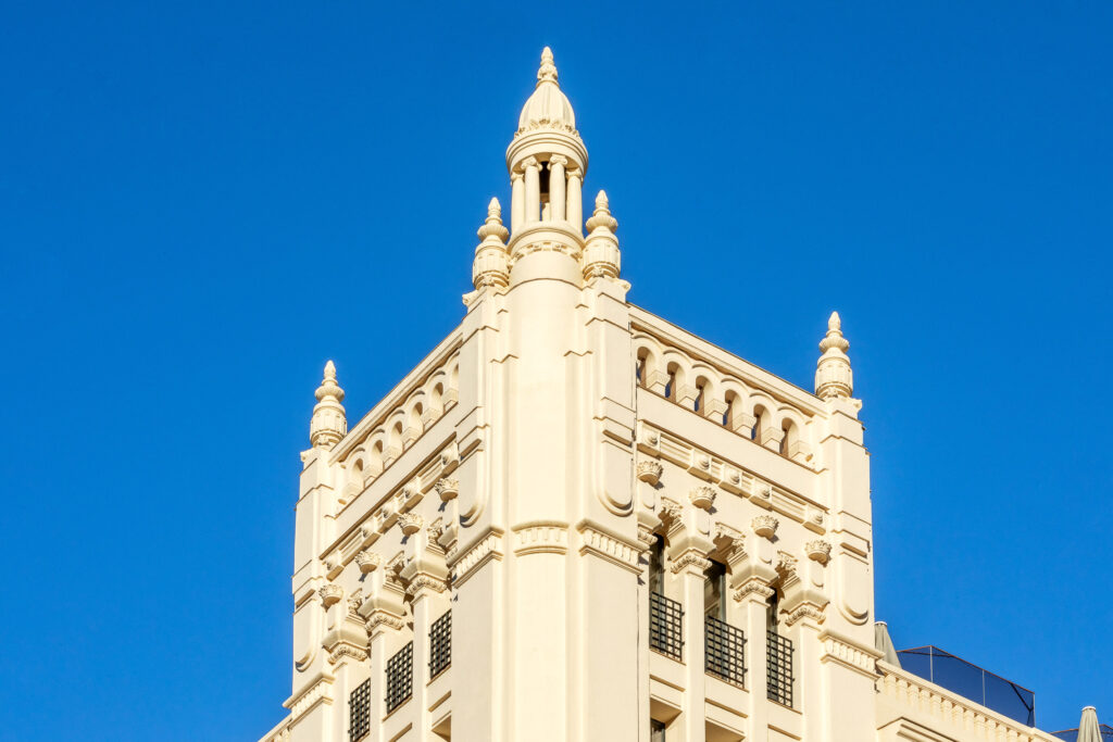 Remate de uno de los torreones. Fotografía del remate de uno de los torreones.