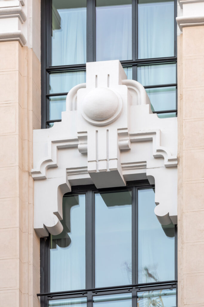 Detalle de las decoraciones en piedra. Fotografía de detalle de las decoraciones en piedra.